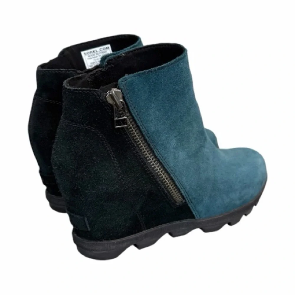 Sorel Joan of Arctic Wedge Booties Dark Seas Blue Suede Size 7 Gorpcore Urban